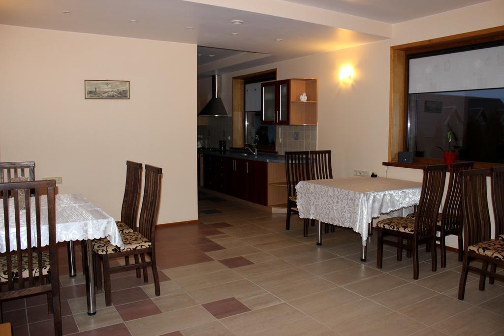 Vidu Guest House อูเตนา ภายนอก รูปภาพ
