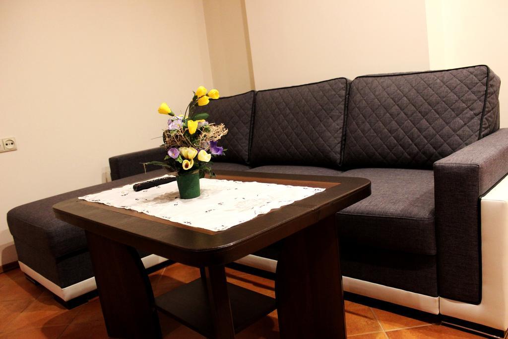 Vidu Guest House อูเตนา ภายนอก รูปภาพ
